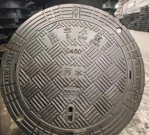 印江球墨铸铁防沉降井盖展示